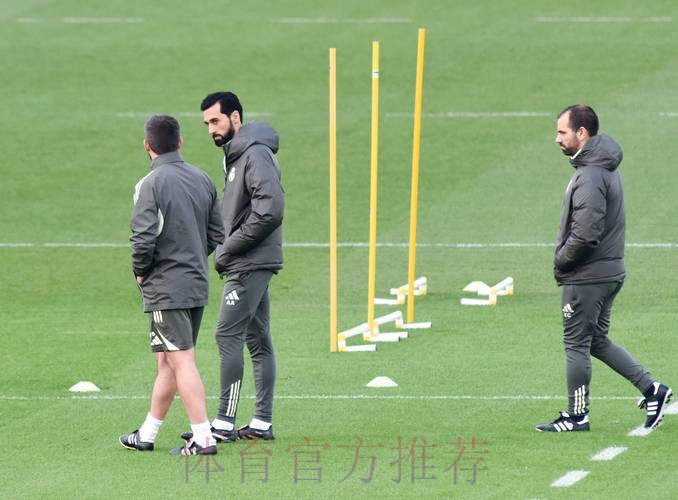 迭戈-阿瓜多谈首秀：感谢所有教练特别是阿韦罗亚